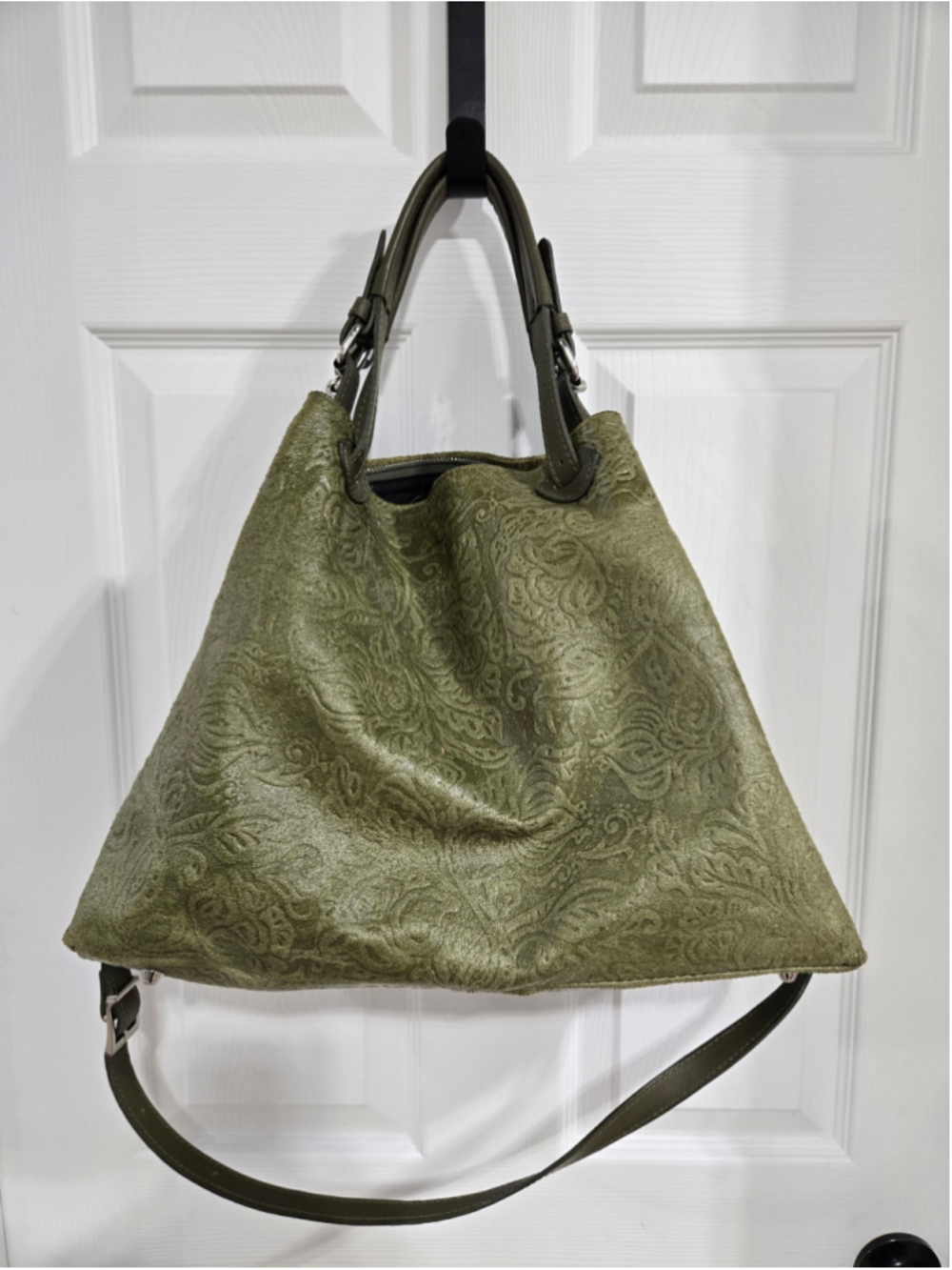 Women's Isadora Green Leather Hobo Bag One Size